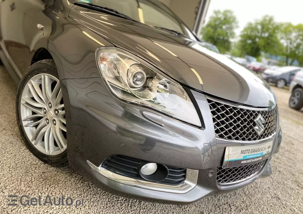 SUZUKI Kizashi 2.4 Sport 4WD CVT
