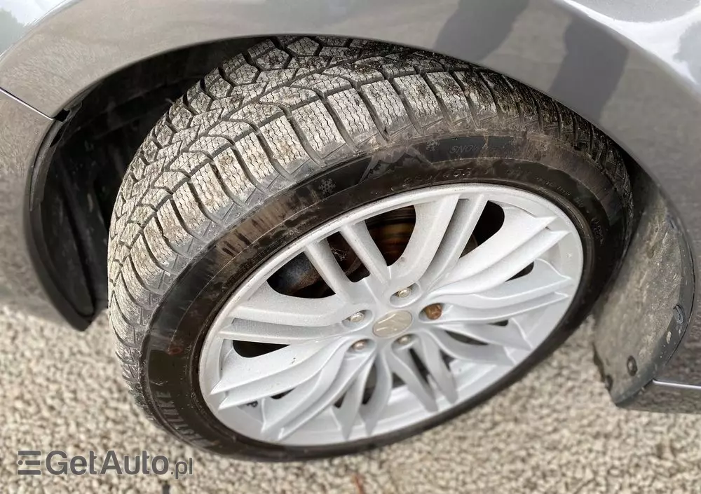 SUZUKI Kizashi 2.4 Sport 4WD CVT