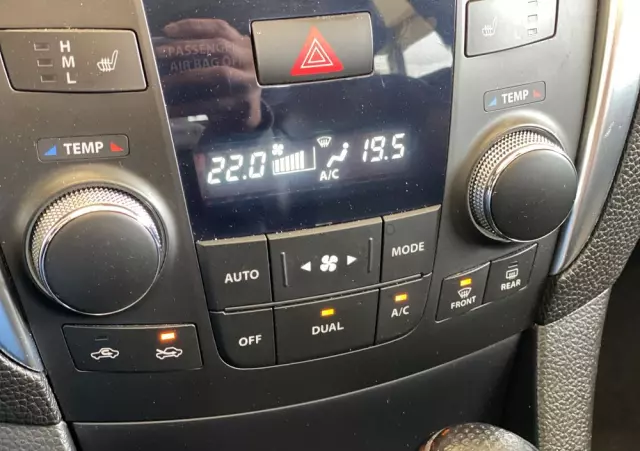 SUZUKI Kizashi 2.4 Sport 4WD CVT