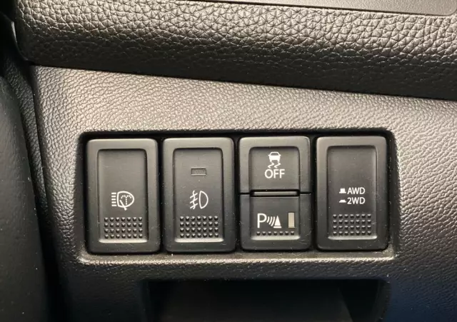 SUZUKI Kizashi 2.4 Sport 4WD CVT