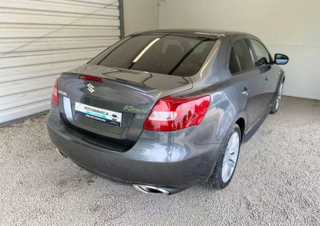SUZUKI Kizashi 2.4 Sport 4WD CVT