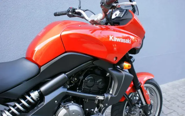 KAWASAKI Versys 650 