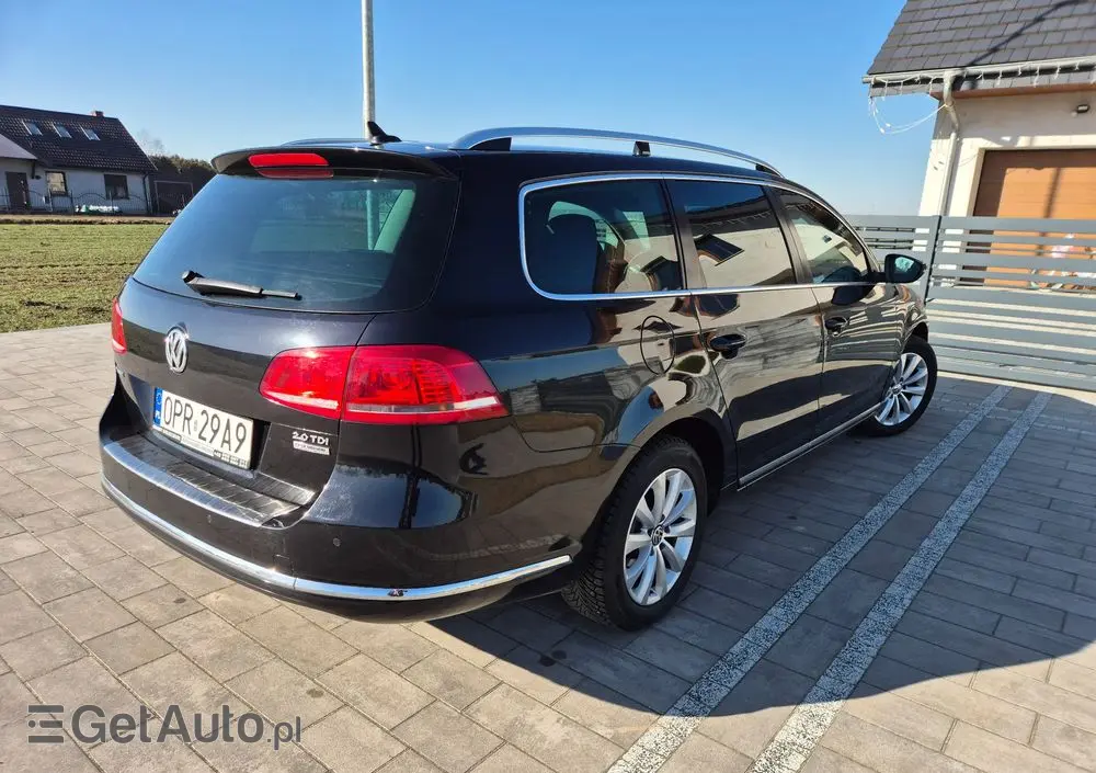 VOLKSWAGEN Passat Variant 