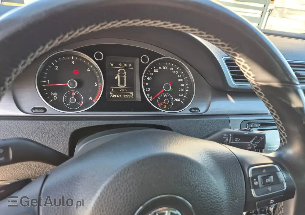 VOLKSWAGEN Passat Variant 