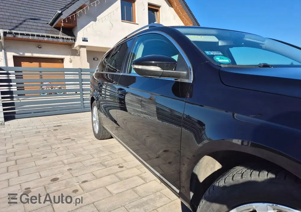 VOLKSWAGEN Passat Variant 