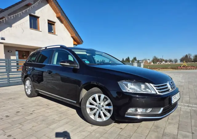 VOLKSWAGEN Passat Variant 