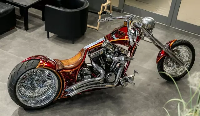 HARLEY DAVIDSON Custom 