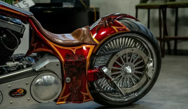 HARLEY DAVIDSON Custom 