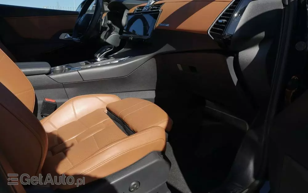 DS AUTOMOBILES DS 7 Crossback 1.6 E-Tense Opera