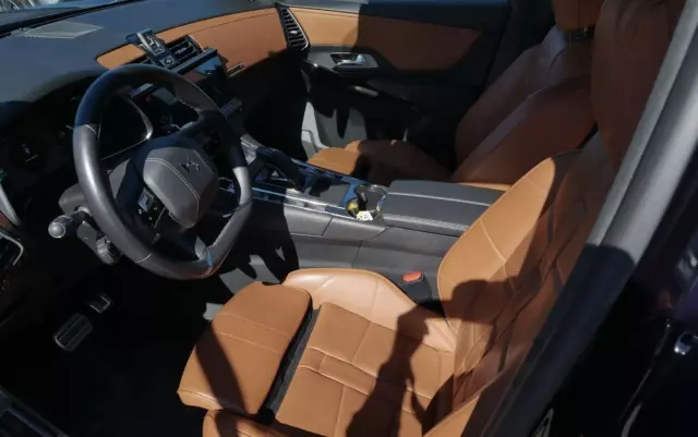 DS AUTOMOBILES DS 7 Crossback 1.6 E-Tense Opera