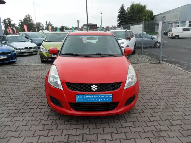 SUZUKI Swift 