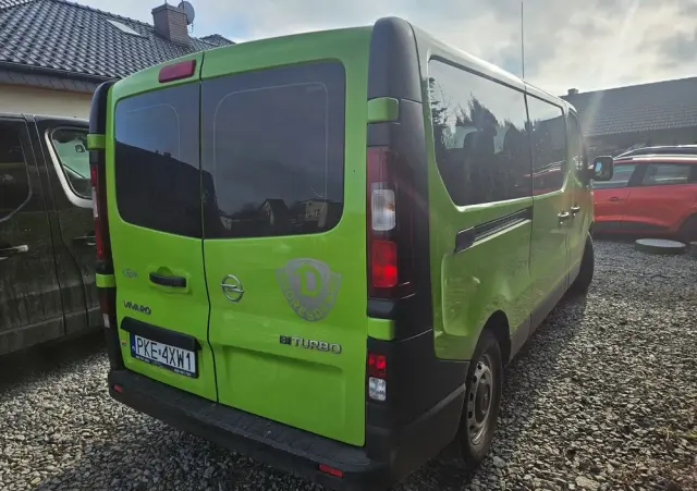OPEL Vivaro 