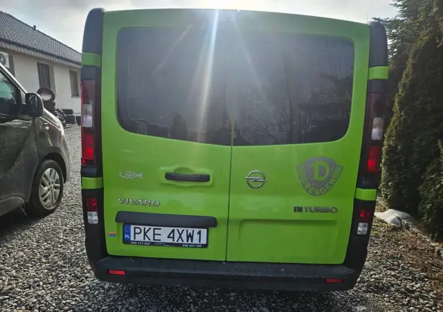 OPEL Vivaro 