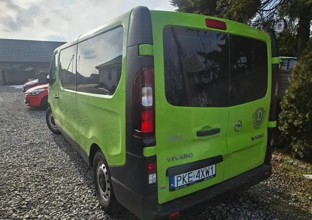 OPEL Vivaro 