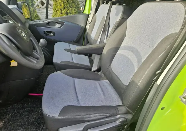 OPEL Vivaro 