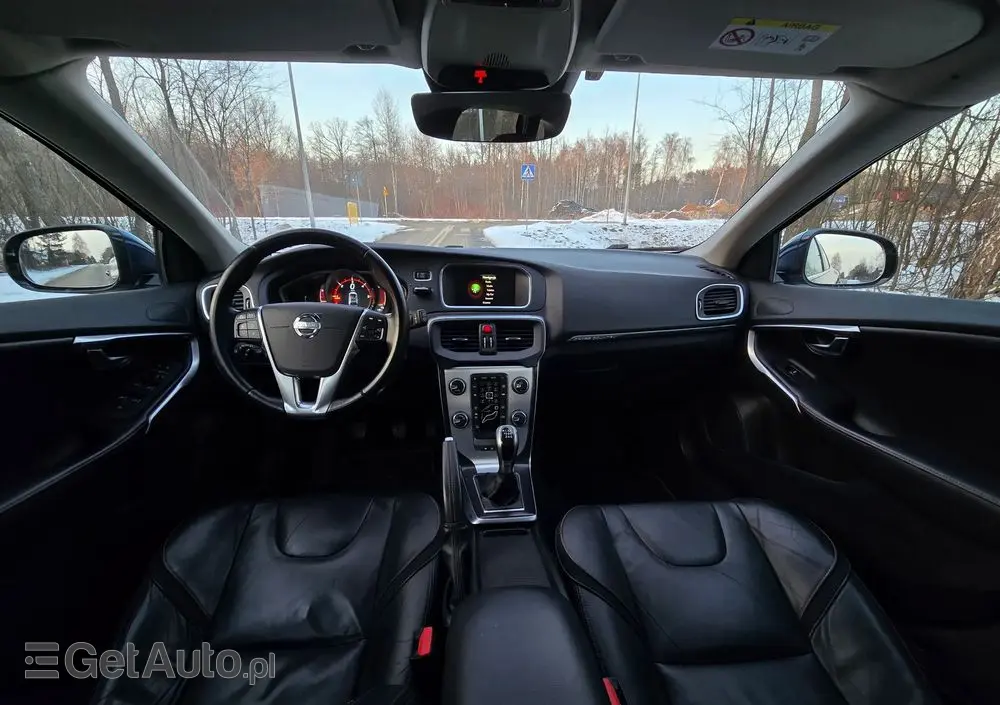 VOLVO V40 Cross Country D2 Ocean Race