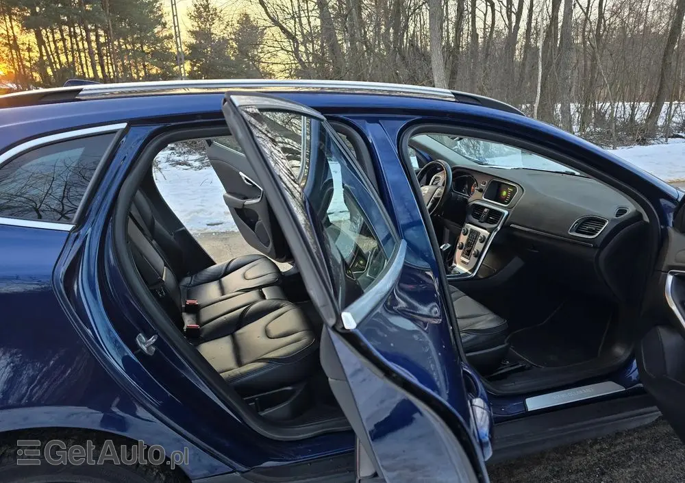 VOLVO V40 Cross Country D2 Ocean Race