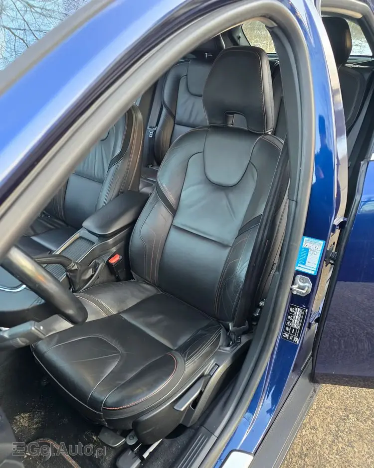 VOLVO V40 Cross Country D2 Ocean Race