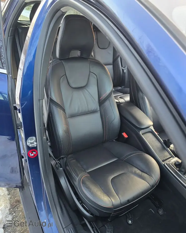 VOLVO V40 Cross Country D2 Ocean Race