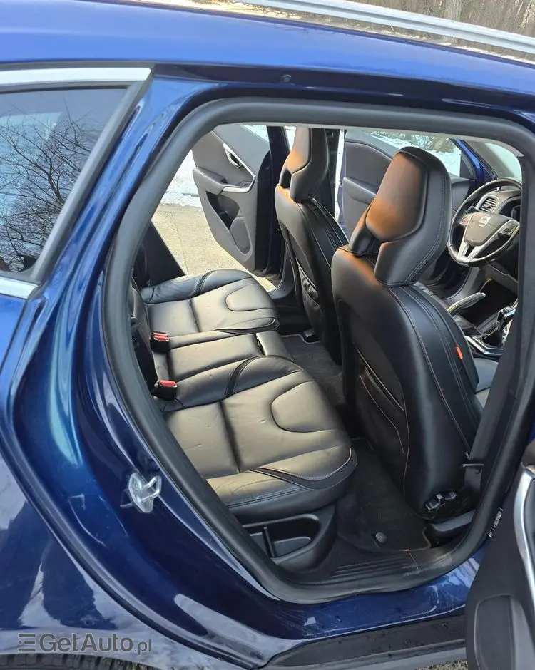 VOLVO V40 Cross Country D2 Ocean Race