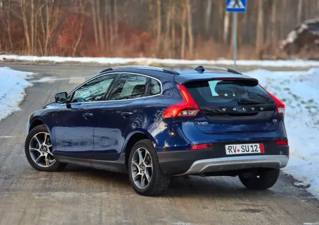 VOLVO V40 Cross Country D2 Ocean Race