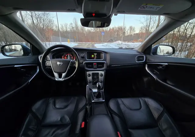 VOLVO V40 Cross Country D2 Ocean Race