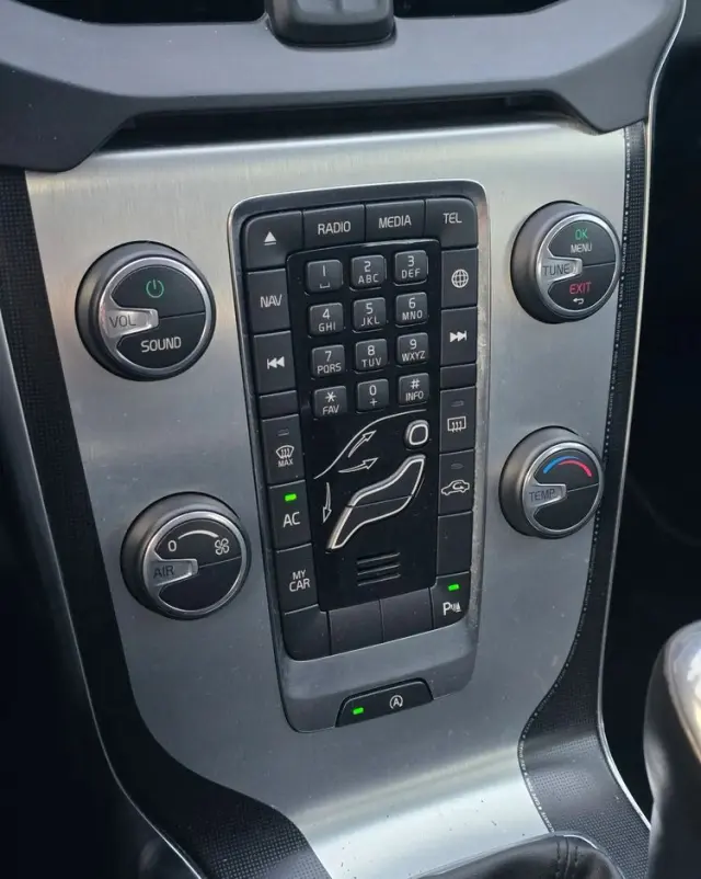 VOLVO V40 Cross Country D2 Ocean Race