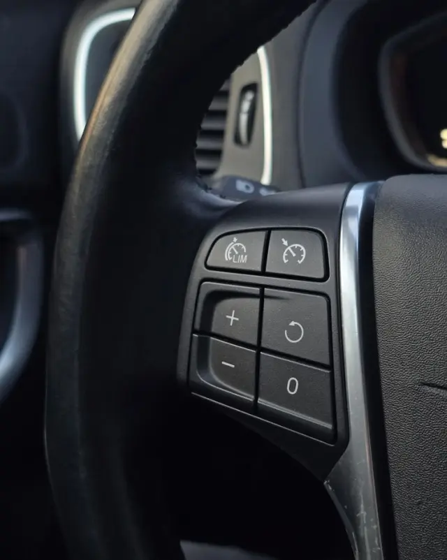 VOLVO V40 Cross Country D2 Ocean Race