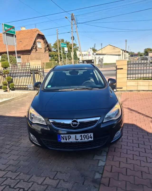 OPEL Astra 