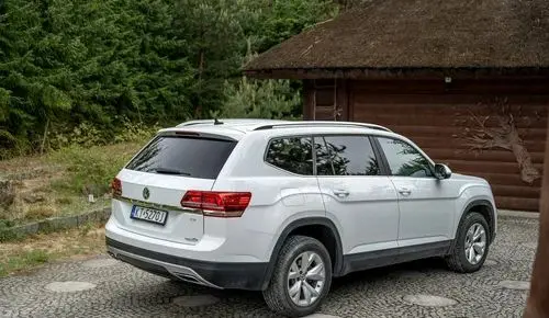 VOLKSWAGEN Atlas 