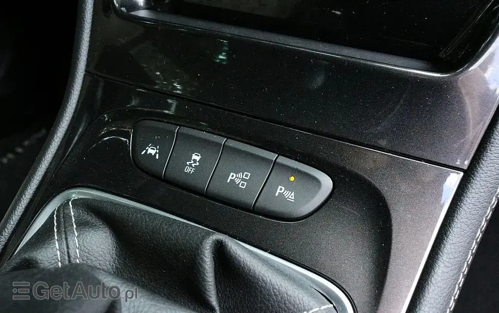 OPEL Astra 1.4 Turbo Edition