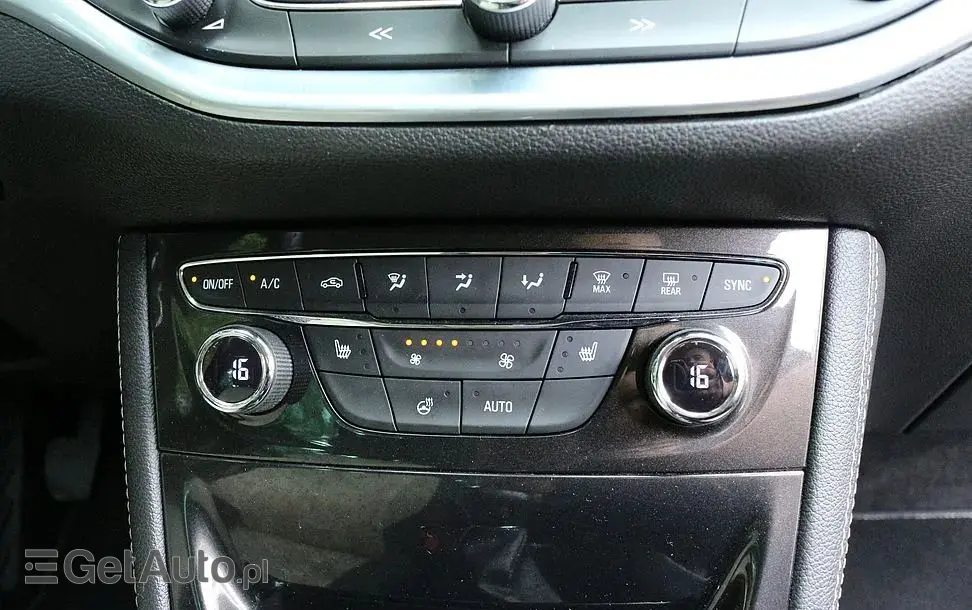 OPEL Astra 1.4 Turbo Edition