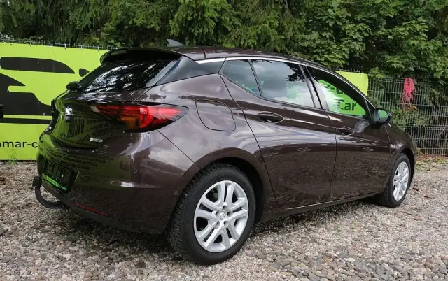 OPEL Astra 1.4 Turbo Edition