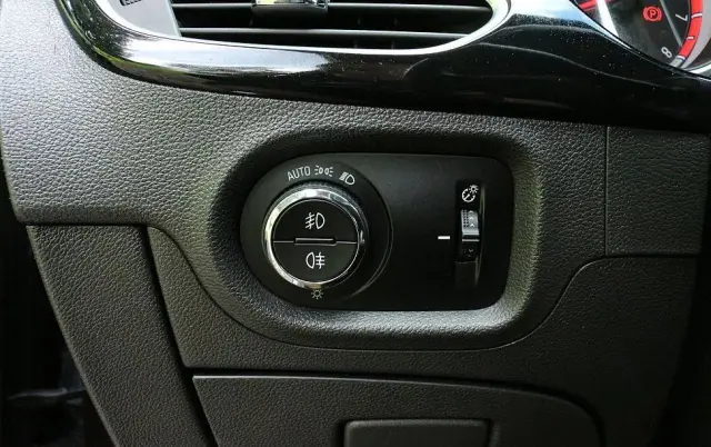 OPEL Astra 1.4 Turbo Edition