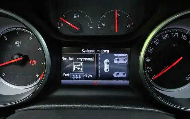 OPEL Astra 1.4 Turbo Edition