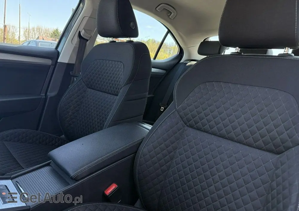 SKODA Superb 1.5 TSI Style DSG