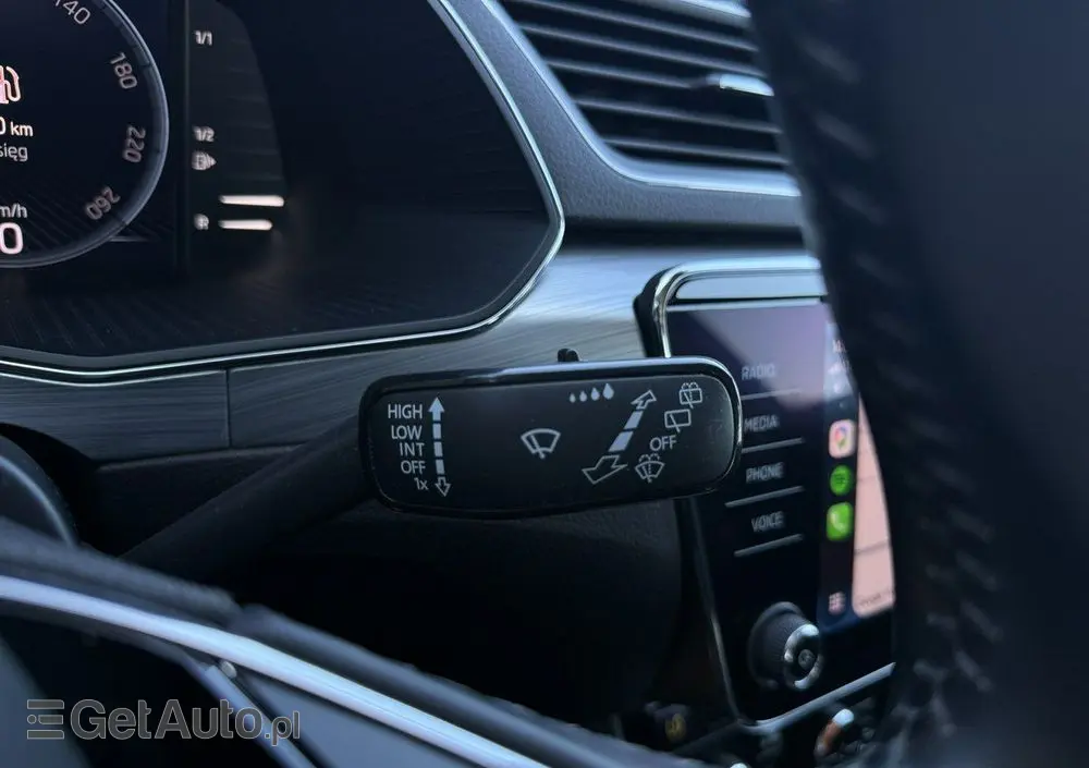 SKODA Superb 1.5 TSI Style DSG