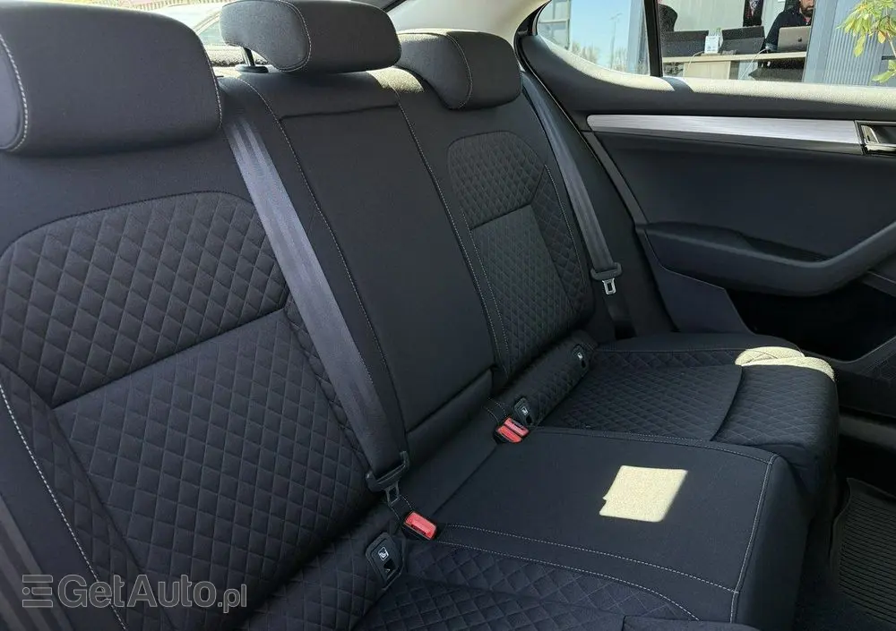 SKODA Superb 1.5 TSI Style DSG