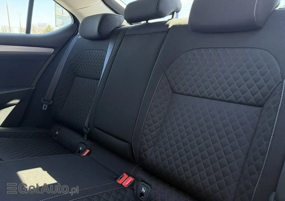 SKODA Superb 1.5 TSI Style DSG