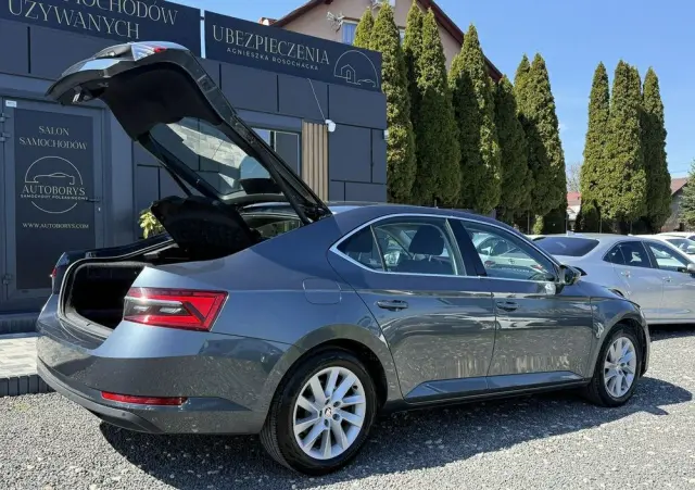 SKODA Superb 1.5 TSI Style DSG