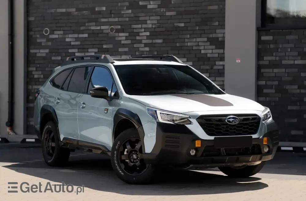 SUBARU Outback 