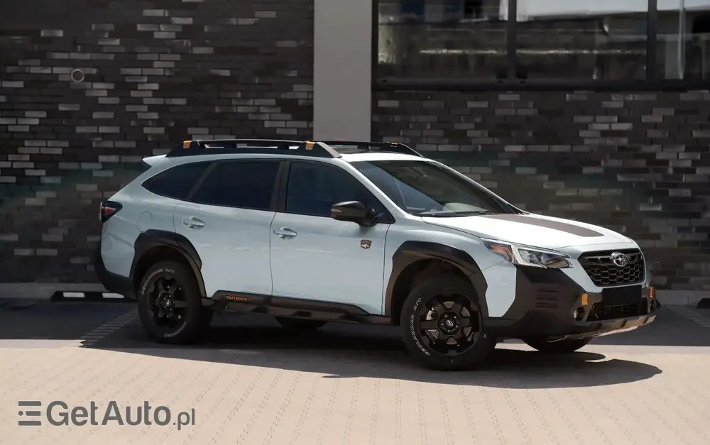 SUBARU Outback 