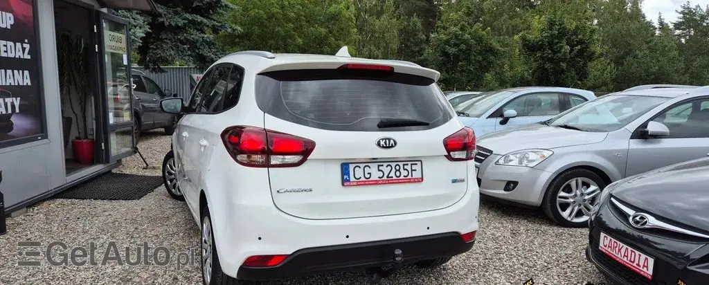 KIA Carens 
