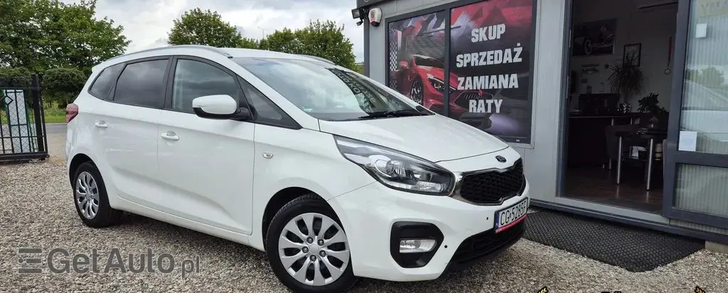 KIA Carens 