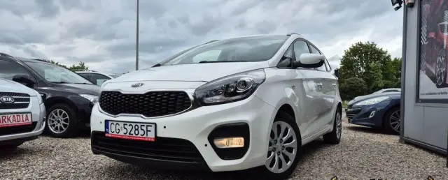 KIA Carens 