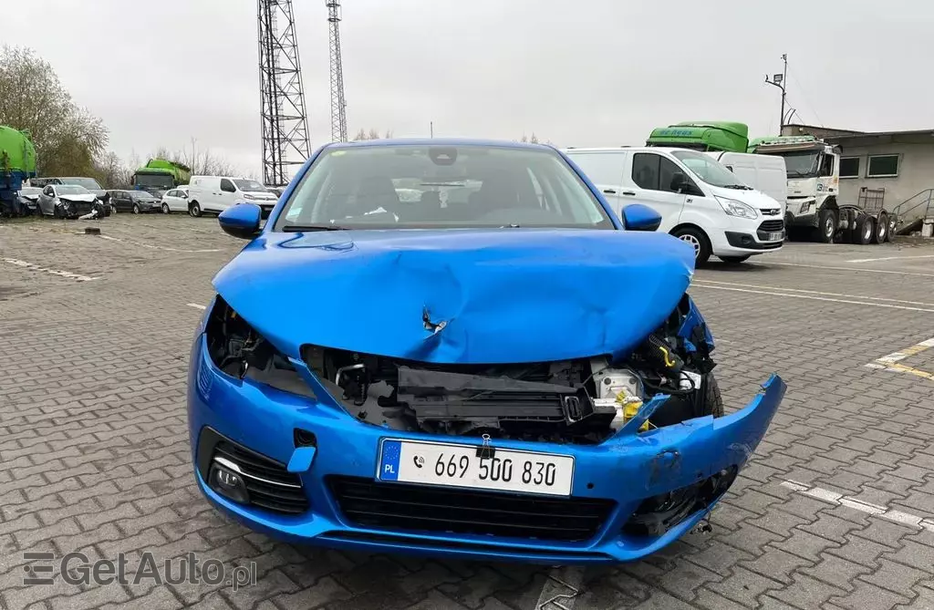 PEUGEOT 308 