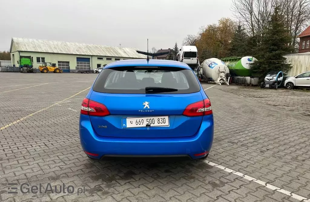 PEUGEOT 308 