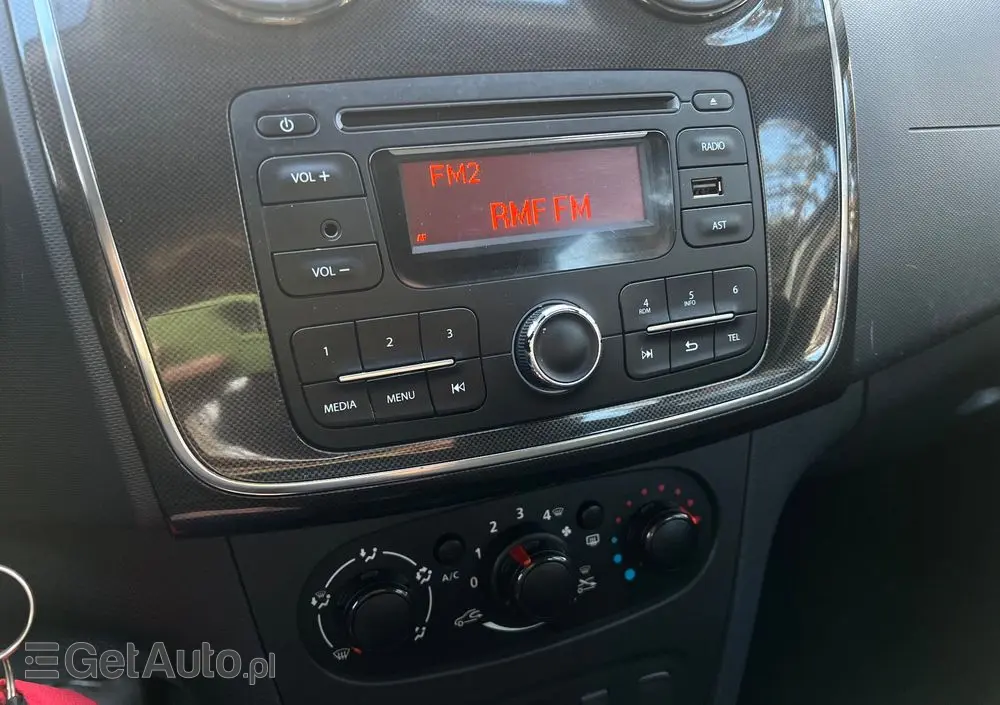 DACIA Sandero 1.0 SCe Access