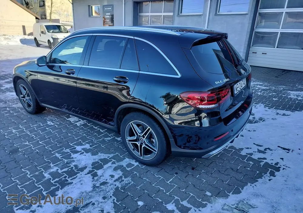 MERCEDES-BENZ GLC 200 4-Matic