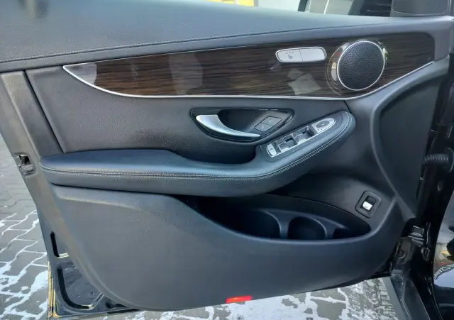 MERCEDES-BENZ GLC 200 4-Matic